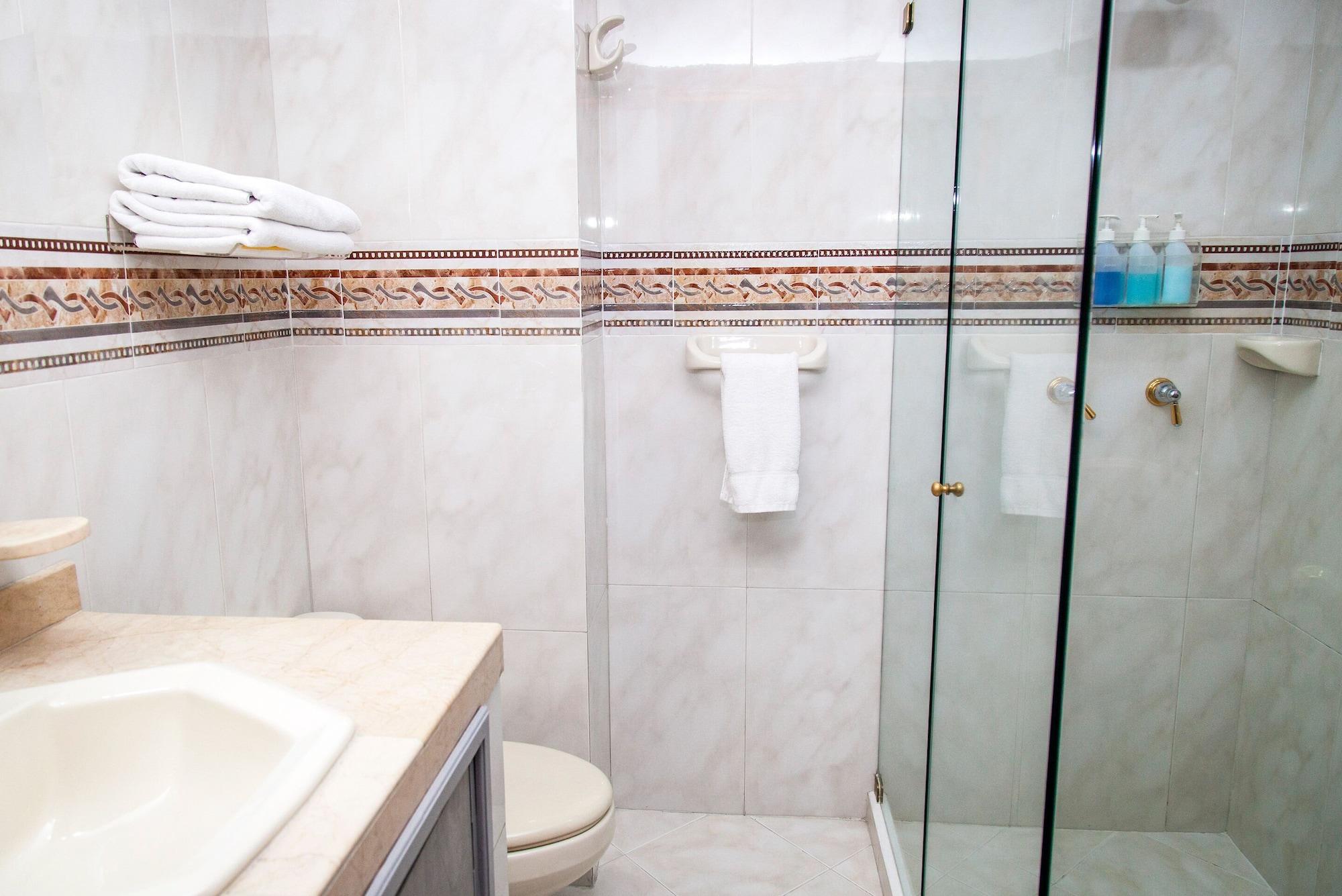 Hotel Casa Laureles Меделин Екстериор снимка