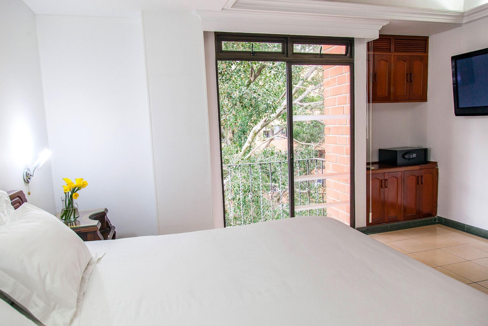 Hotel Casa Laureles Меделин Екстериор снимка