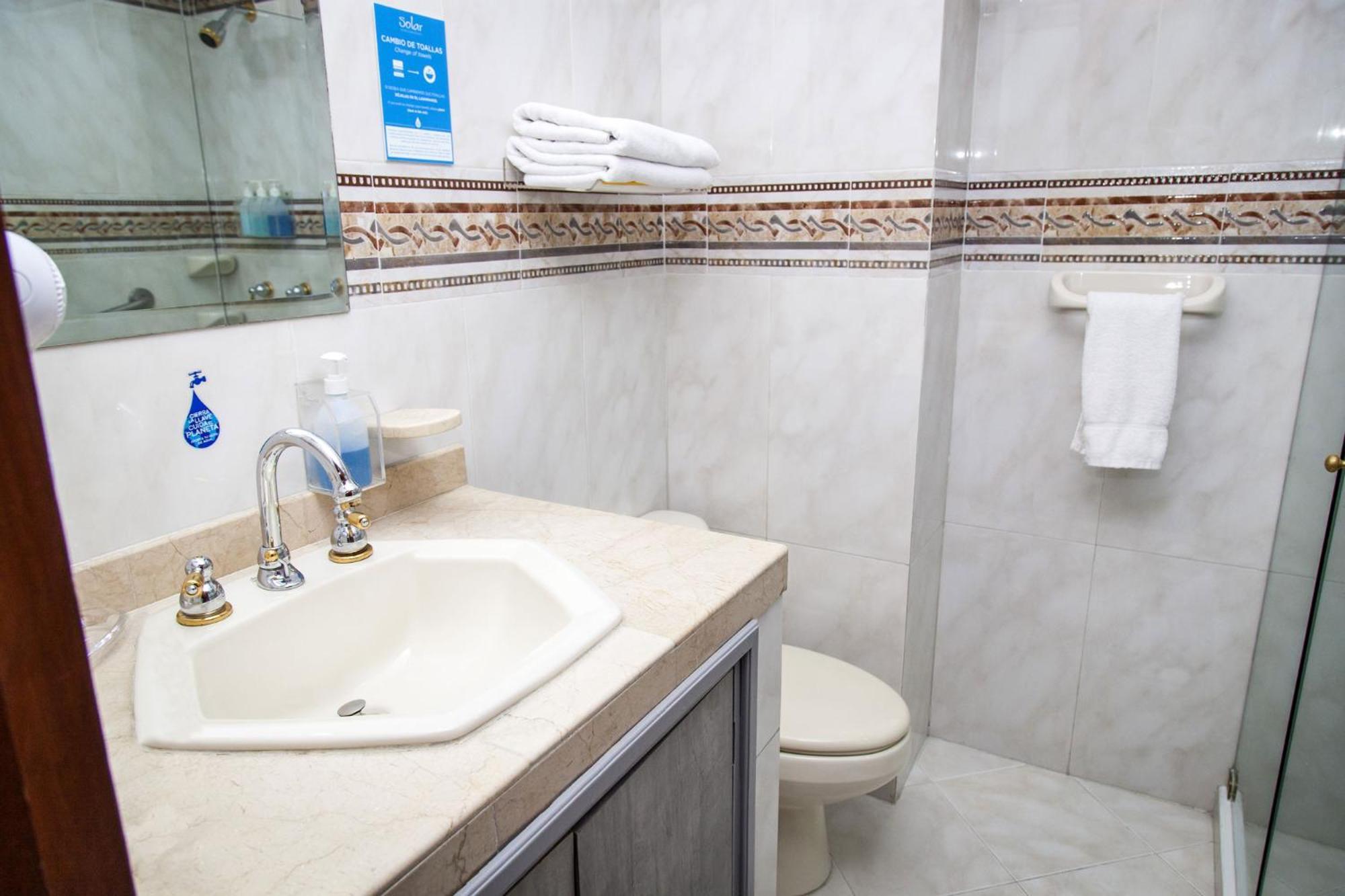 Hotel Casa Laureles Меделин Екстериор снимка