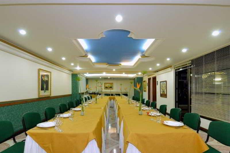 Hotel Casa Laureles Меделин Екстериор снимка