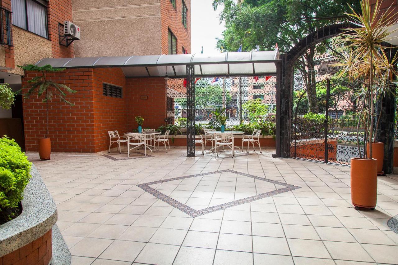 Hotel Casa Laureles Меделин Екстериор снимка